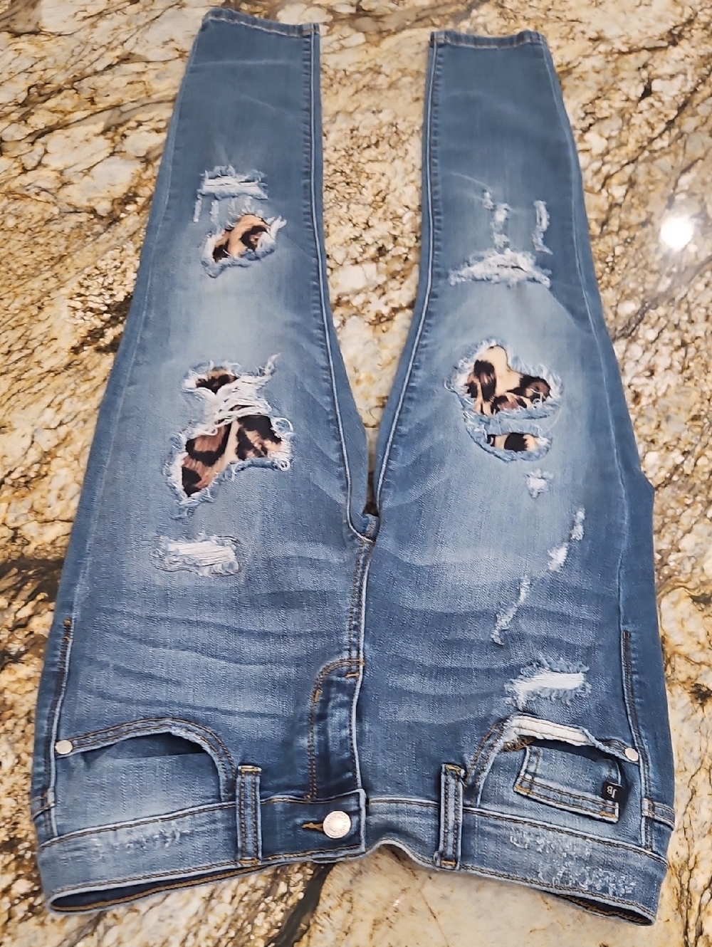 Judy Blue Medium Blue Jeans with Leopard Patch. Size 9/29 Inseam 27.5" Rise7"